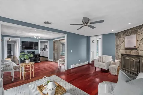 32 Ridge Road Bristol RI 02809