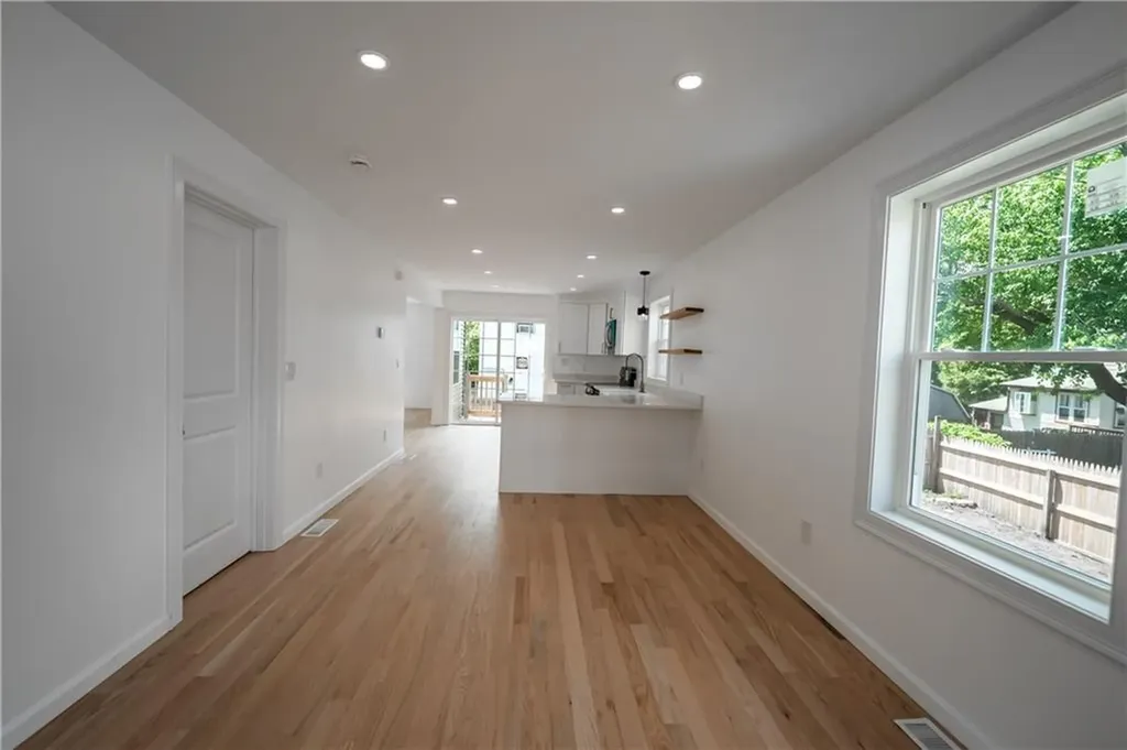 9 Morgan Street Providence RI 02907