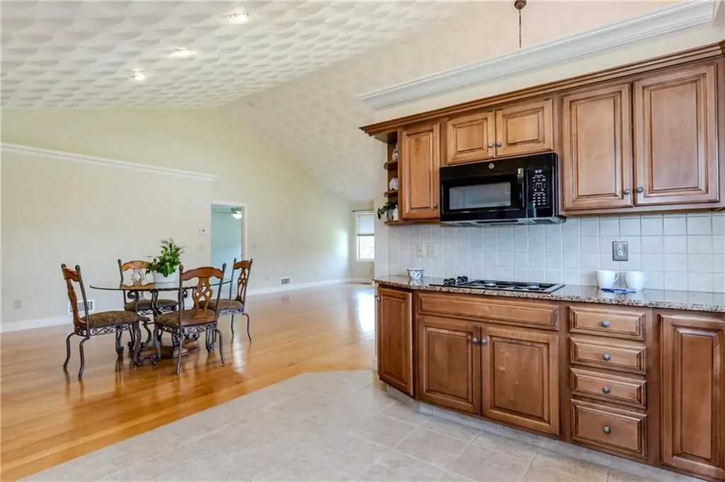 3 Sweet Corn Drive Cranston RI 02921
