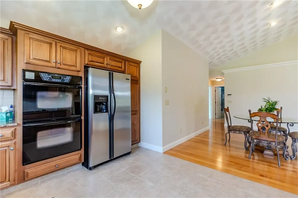 3 Sweet Corn Drive Cranston RI 02921