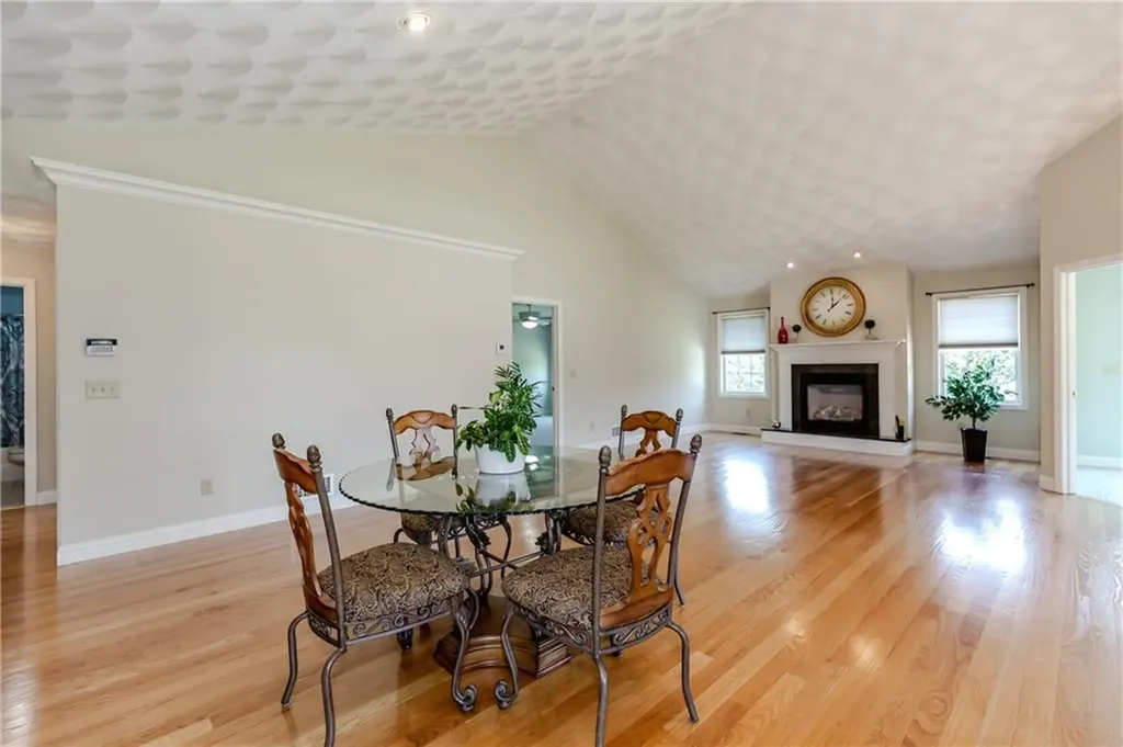 3 Sweet Corn Drive Cranston RI 02921