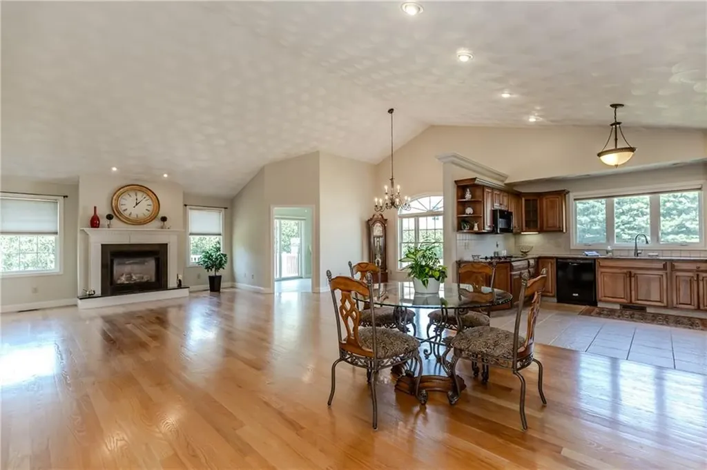 3 Sweet Corn Drive Cranston RI 02921