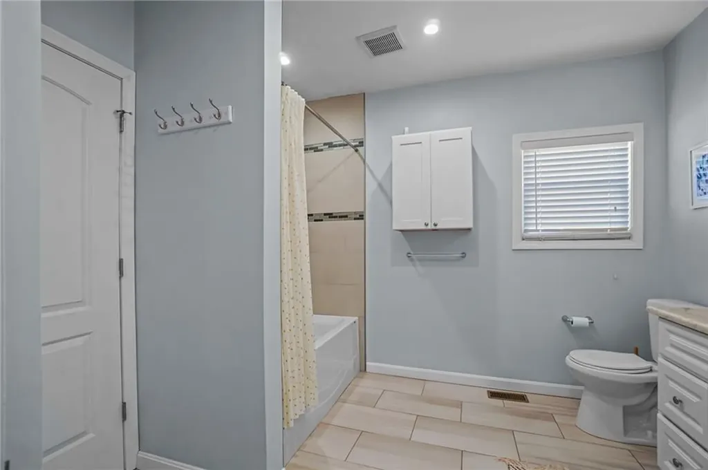 22 Taft Avenue Providence RI 02906