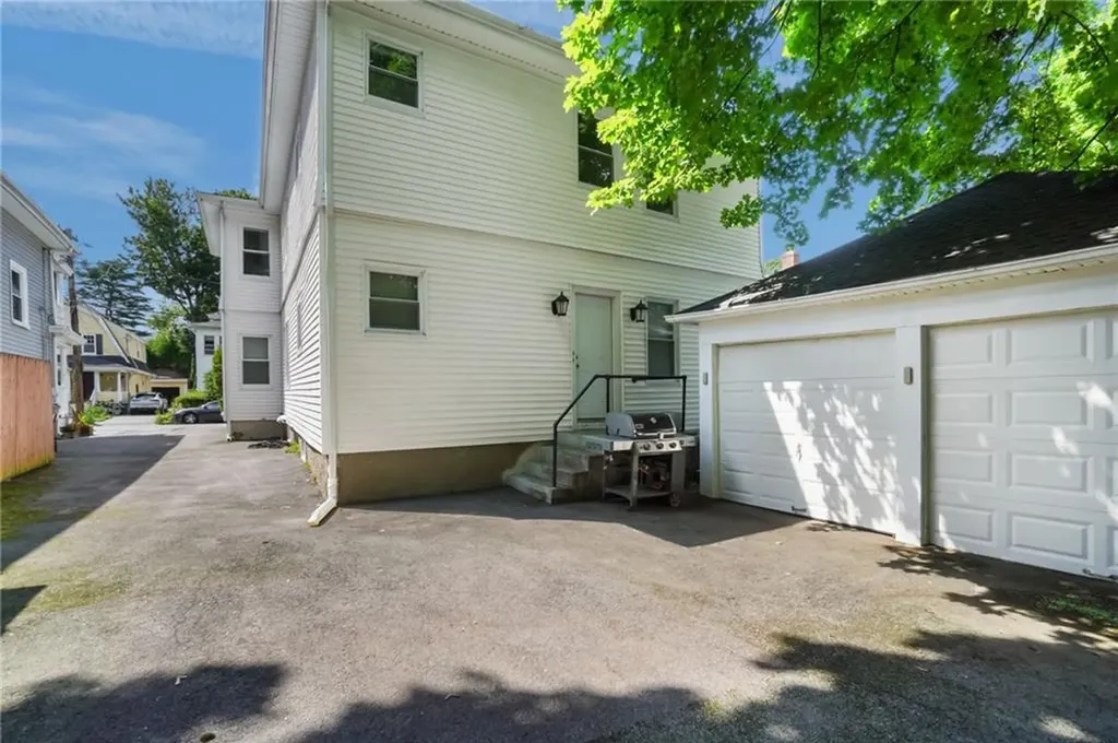 22 Taft Avenue Providence RI 02906