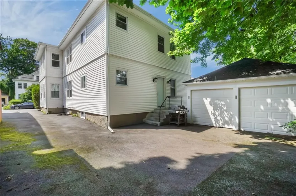 22 Taft Avenue Providence RI 02906