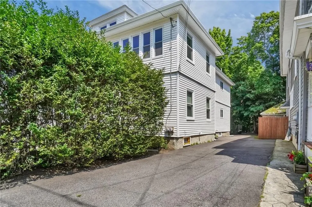 22 Taft Avenue Providence RI 02906