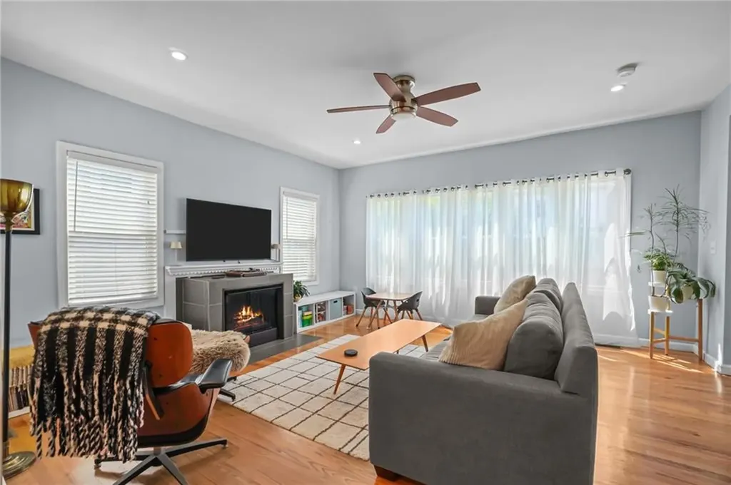22 Taft Avenue Providence RI 02906