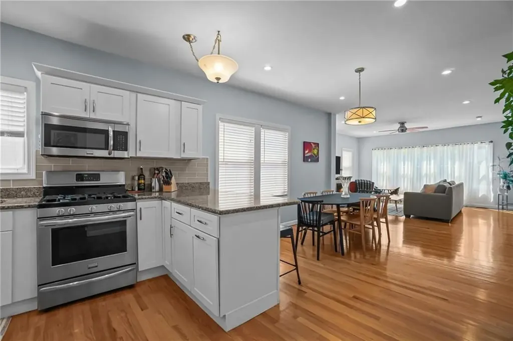22 Taft Avenue Providence RI 02906