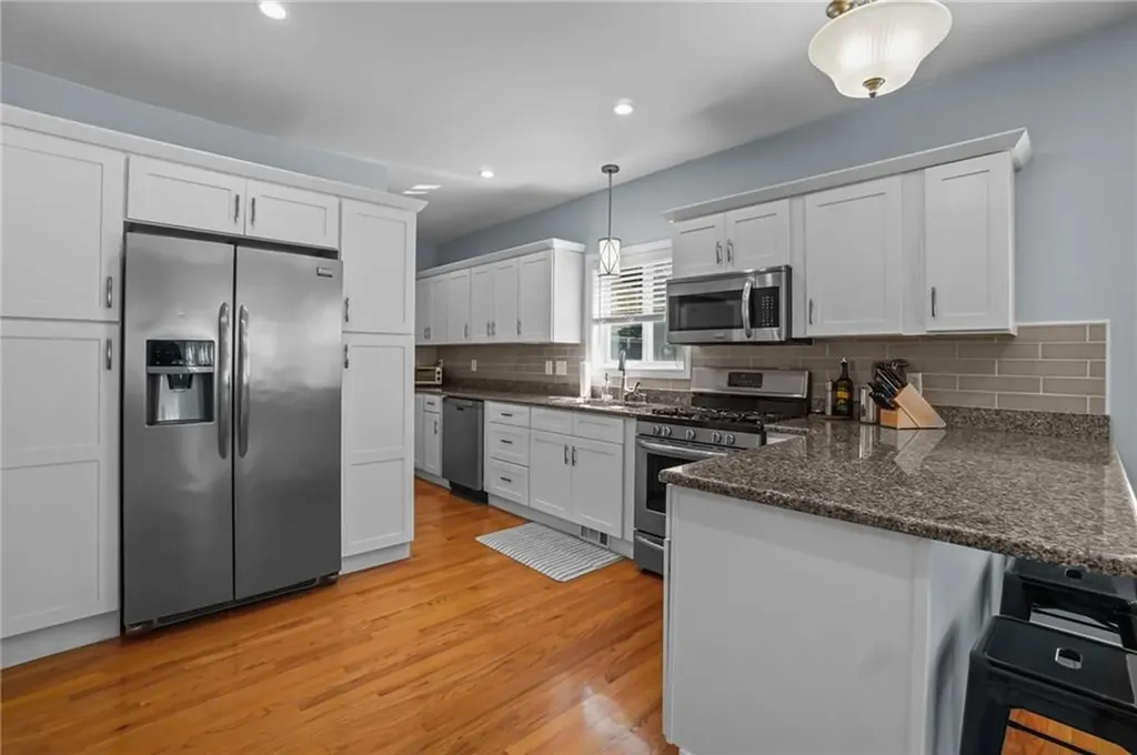 22 Taft Avenue Providence RI 02906