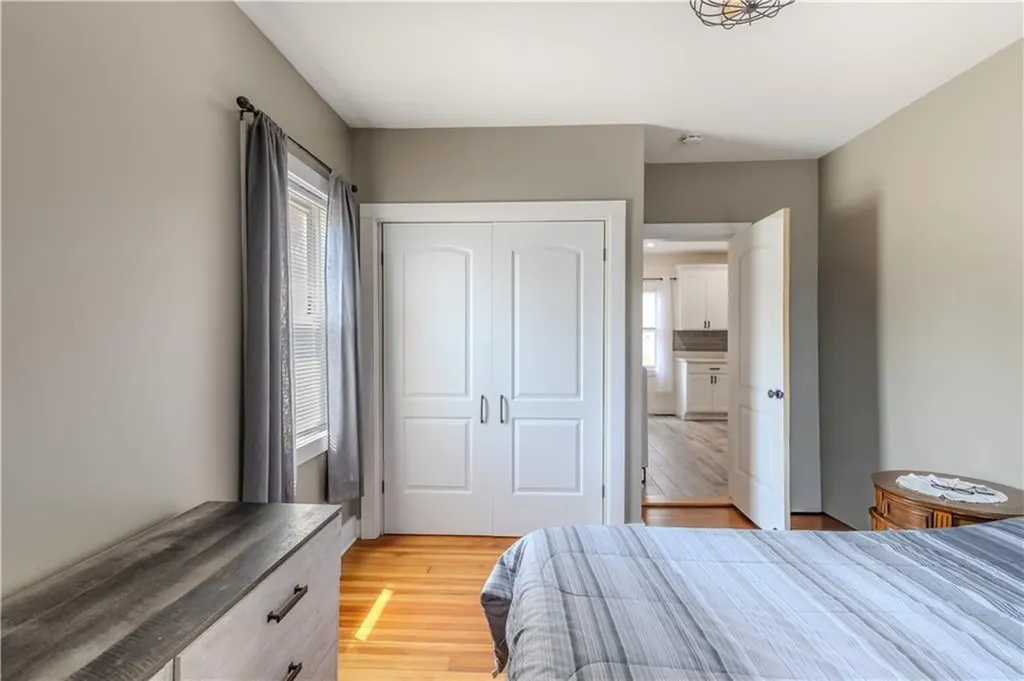 1640 Cranston Street Cranston RI 02930
