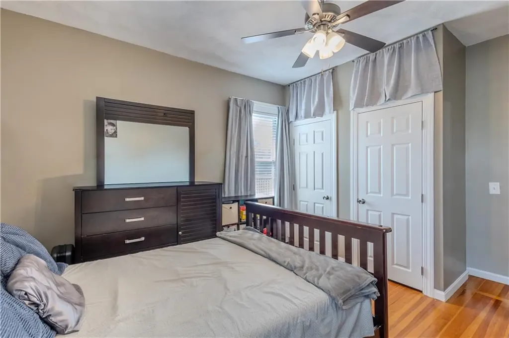 1640 Cranston Street Cranston RI 02930