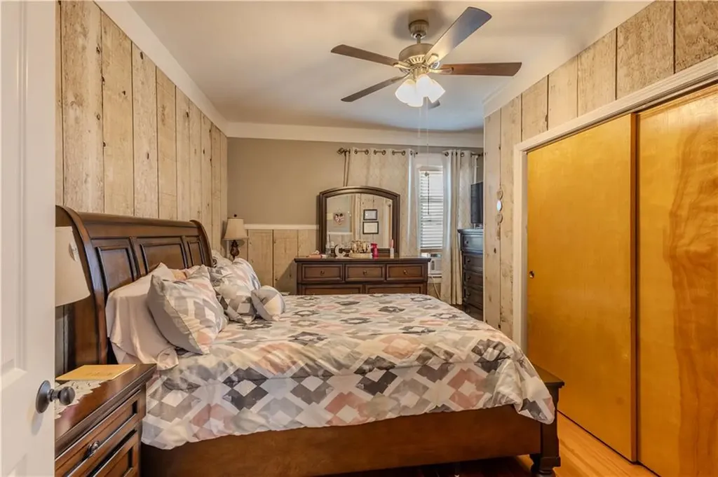 1640 Cranston Street Cranston RI 02930