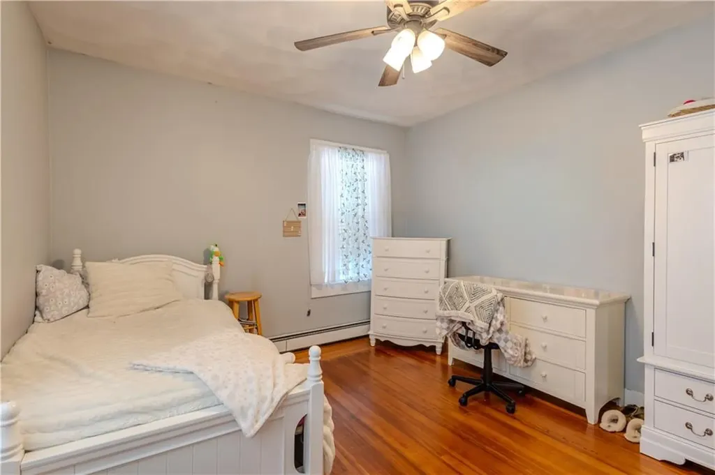 1640 Cranston Street Cranston RI 02930