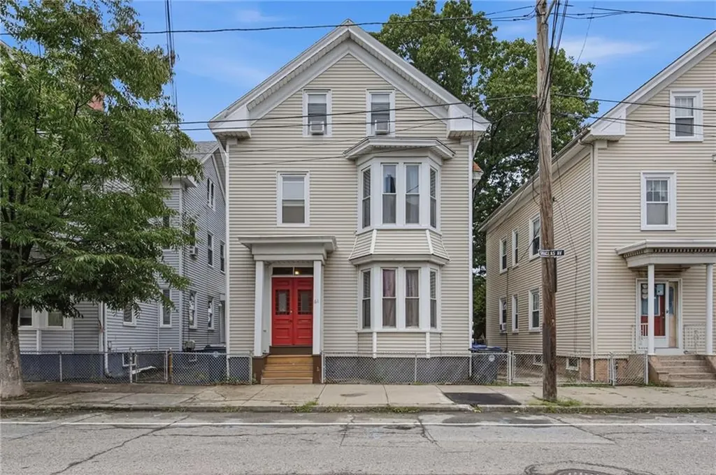 61 Douglas Avenue Providence RI 02908
