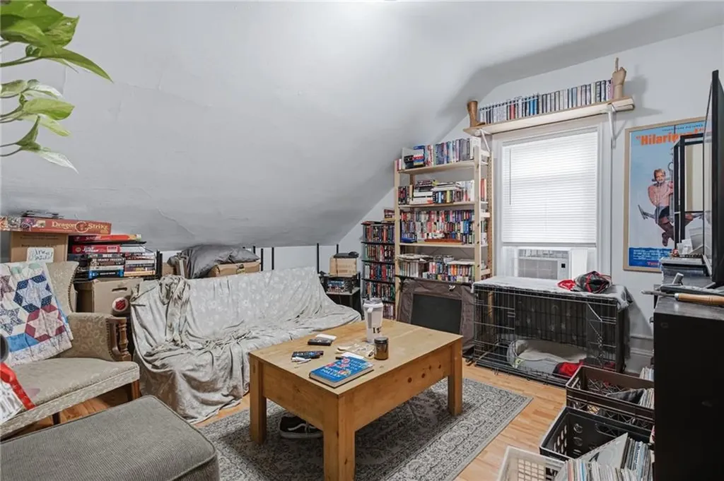 61 Douglas Avenue Providence RI 02908
