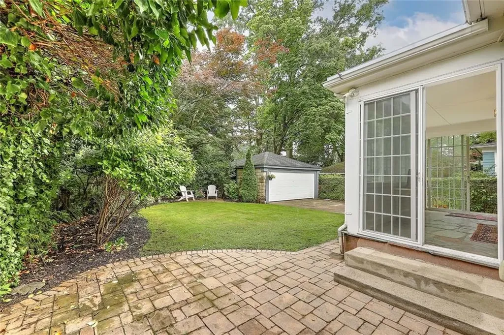 31 Clarendon Avenue Providence RI 02906