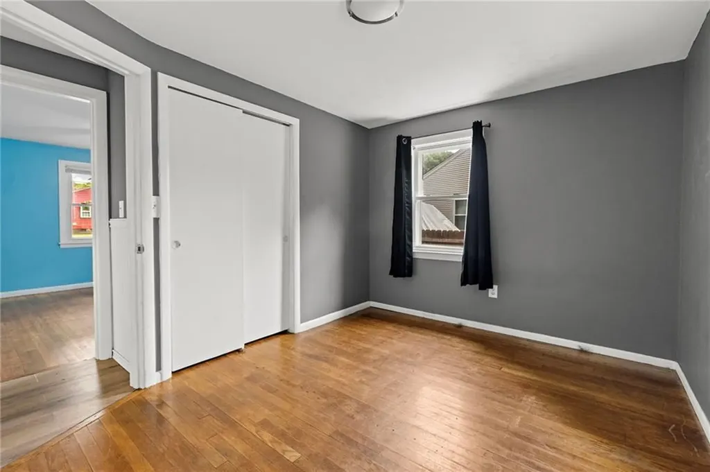 142 Adrian Street Warwick RI 02886