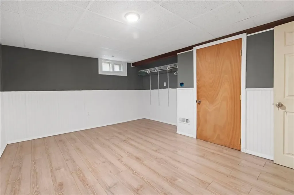 142 Adrian Street Warwick RI 02886