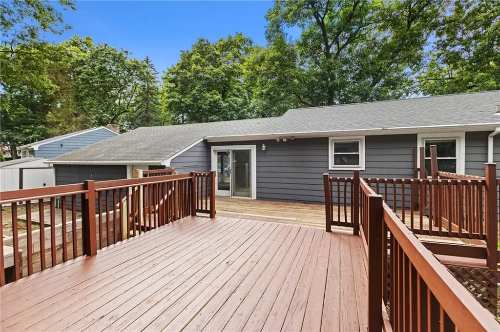 142 Adrian Street Warwick RI 02886