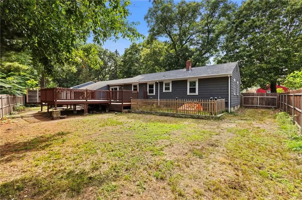 142 Adrian Street Warwick RI 02886