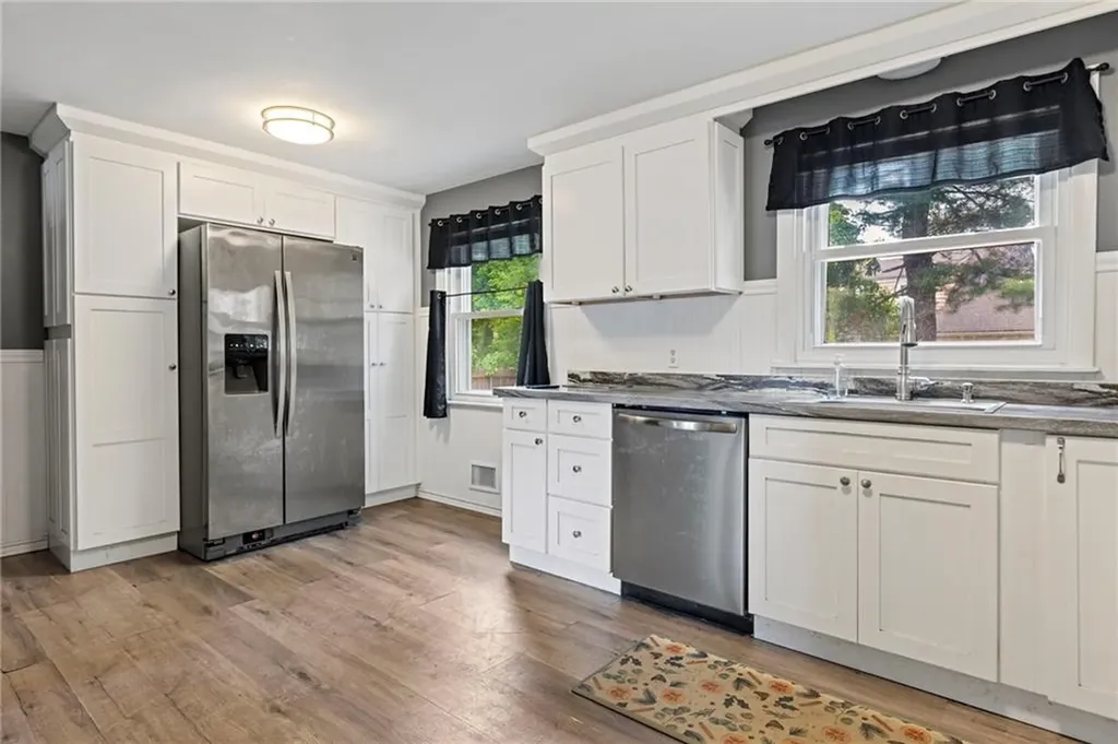 142 Adrian Street Warwick RI 02886