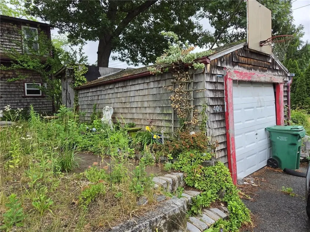 400 Lake Shore Drive Warwick RI 02889