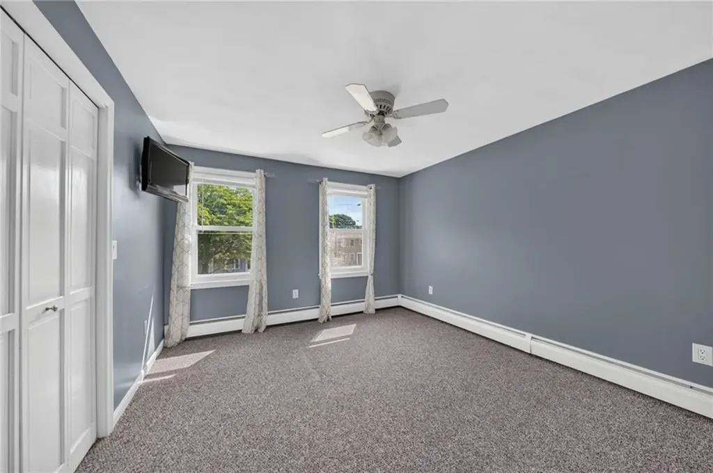21 Sefton Drive Bristol RI 02809