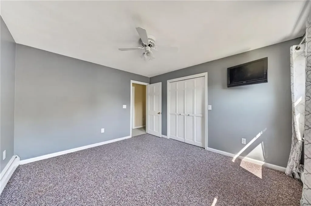 21 Sefton Drive Bristol RI 02809