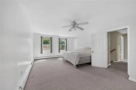 21 Sefton Drive Bristol RI 02809