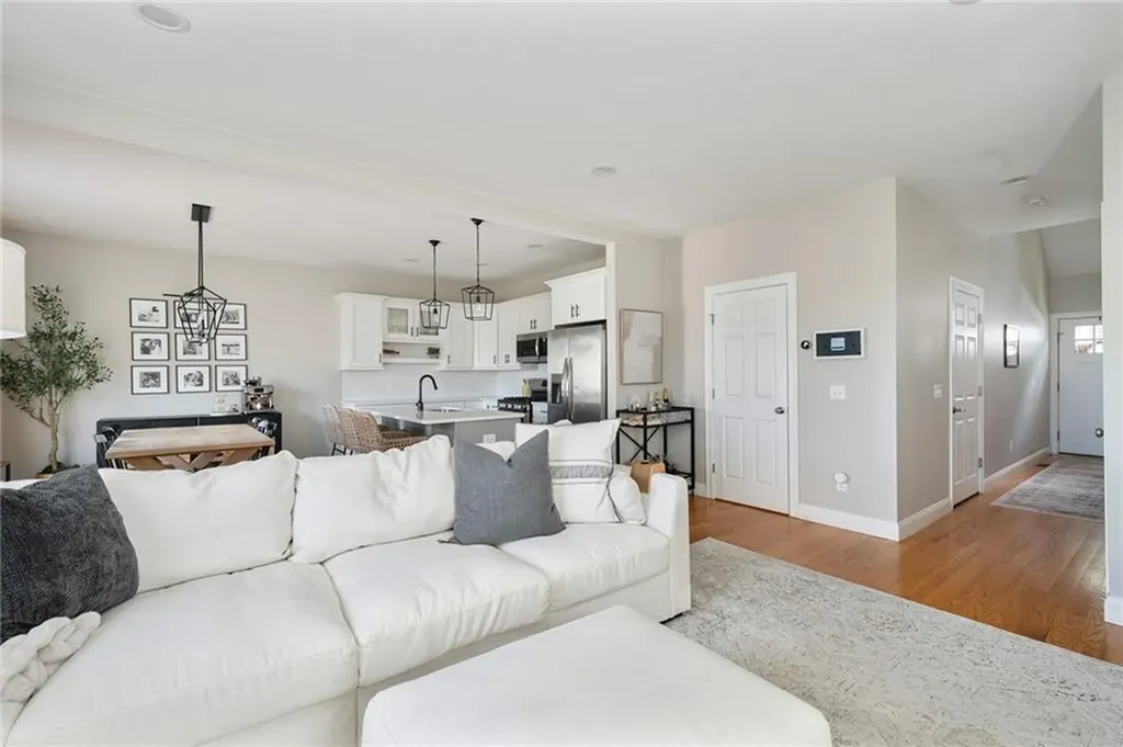 601 Hunting Hill Drive Cumberland RI 02864
