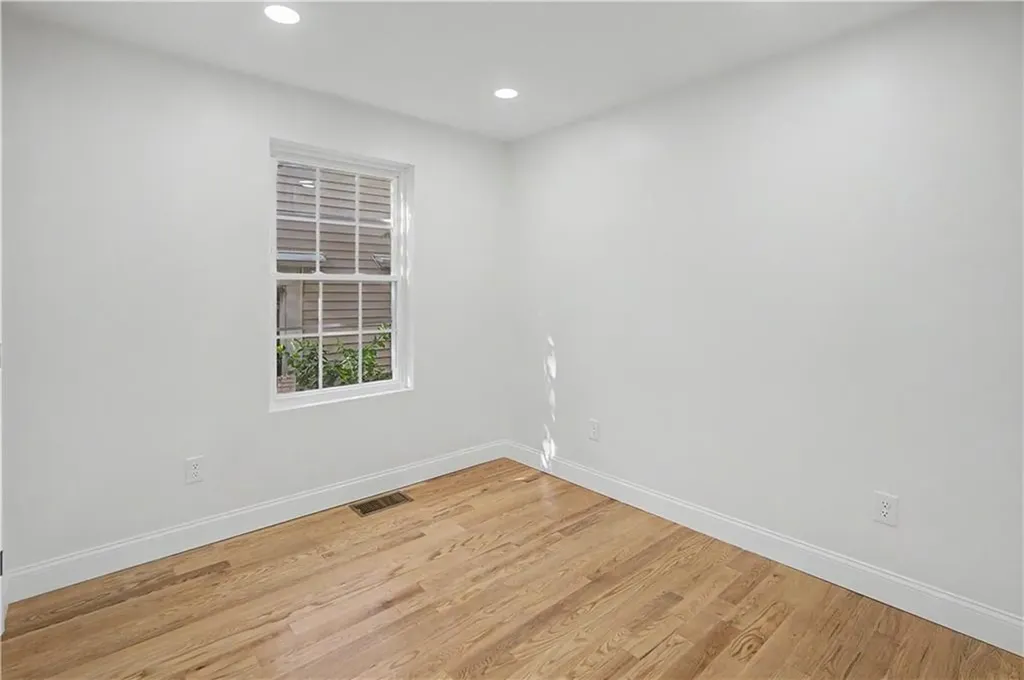 171 Ocean Street Providence RI 02905