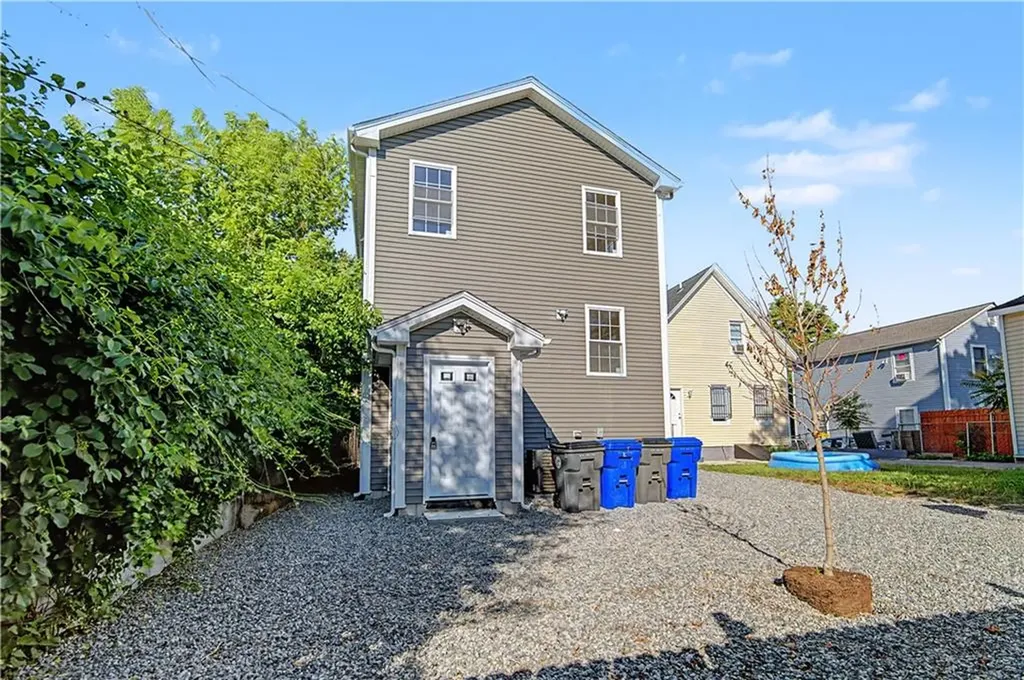 171 Ocean Street Providence RI 02905