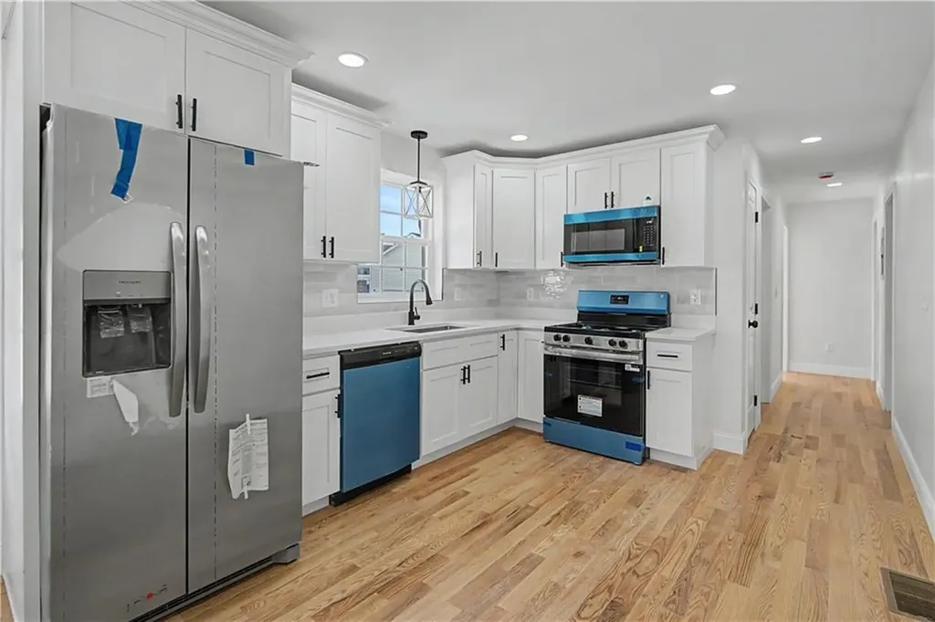 171 Ocean Street Providence RI 02905