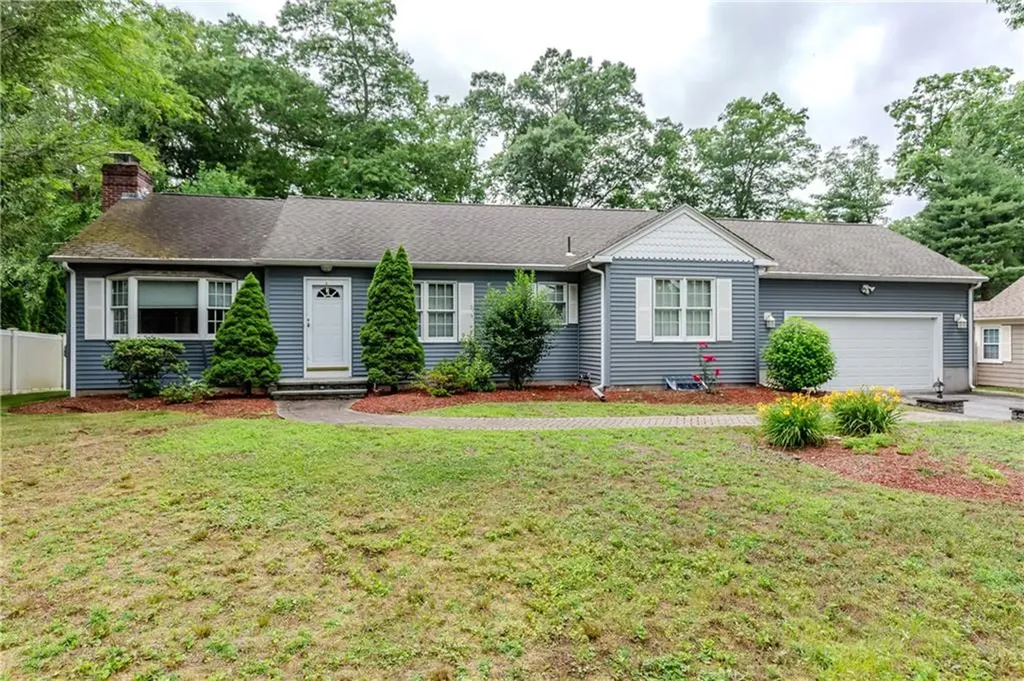 11 Maplecrest Drive Smithfield RI 02828