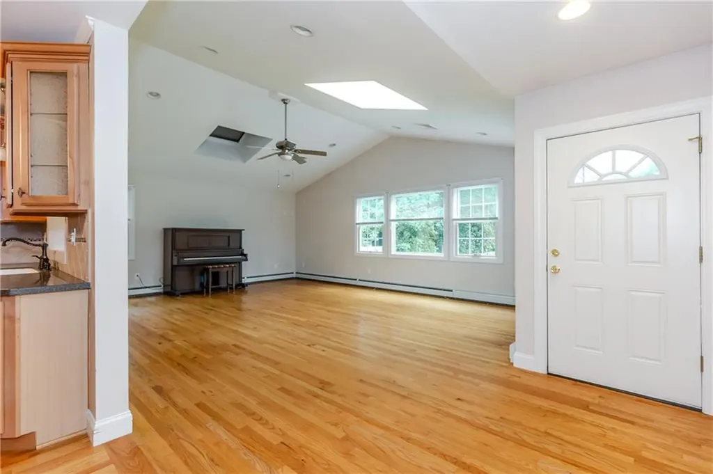 11 Maplecrest Drive Smithfield RI 02828