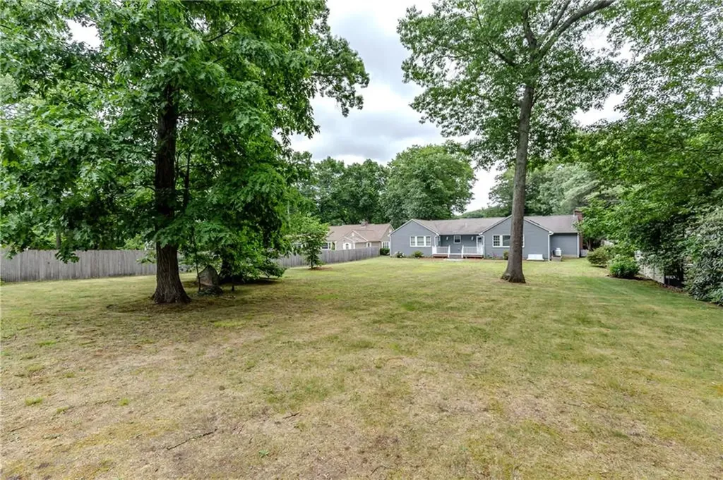 11 Maplecrest Drive Smithfield RI 02828