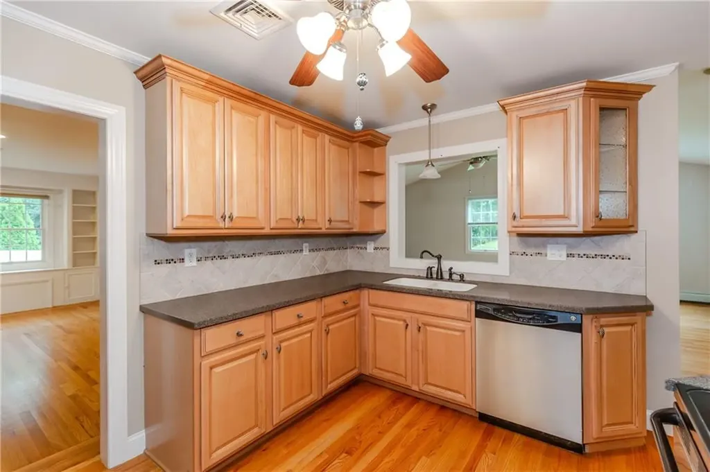 11 Maplecrest Drive Smithfield RI 02828