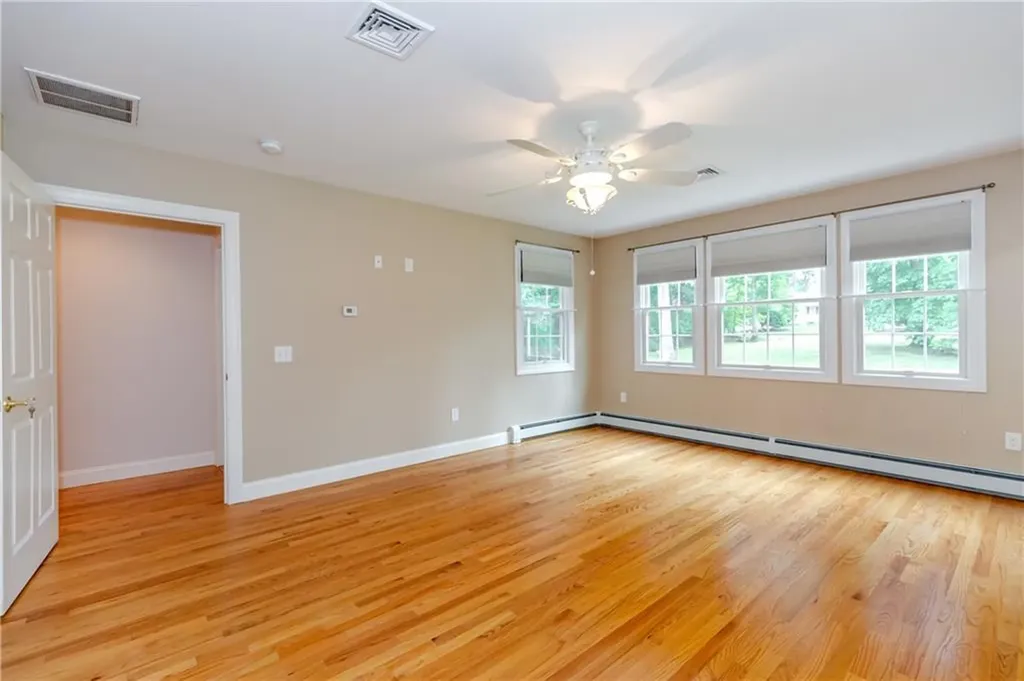 11 Maplecrest Drive Smithfield RI 02828