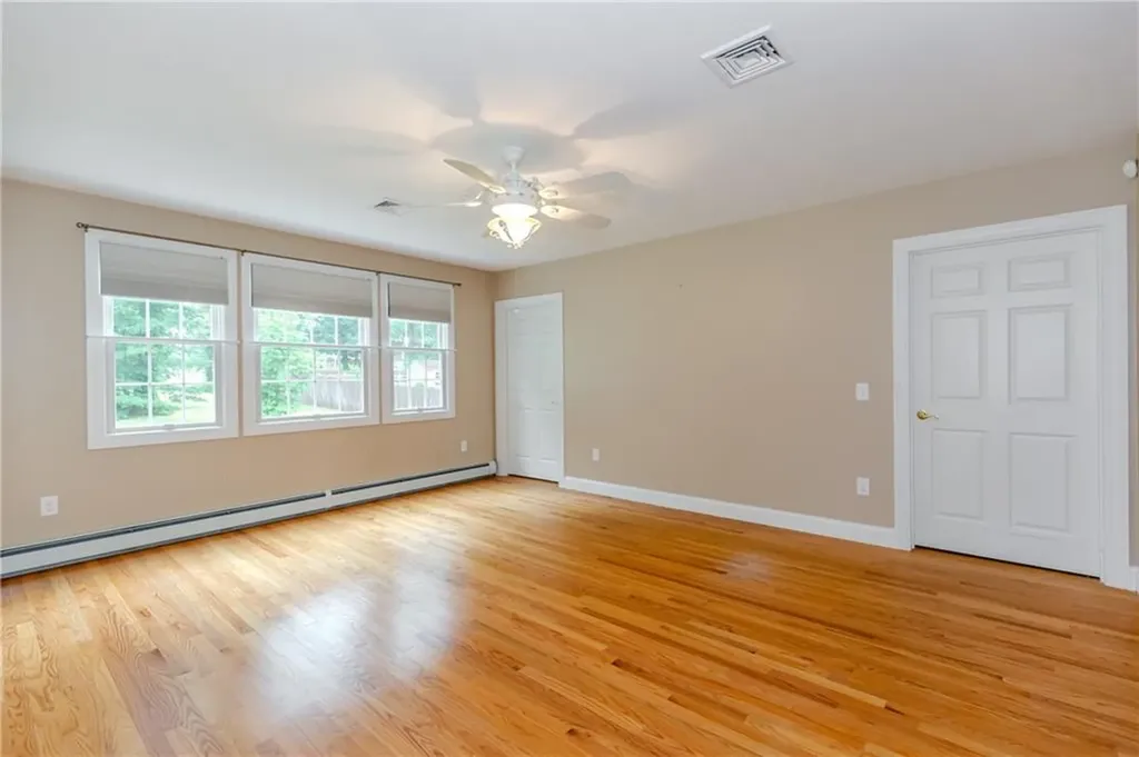 11 Maplecrest Drive Smithfield RI 02828
