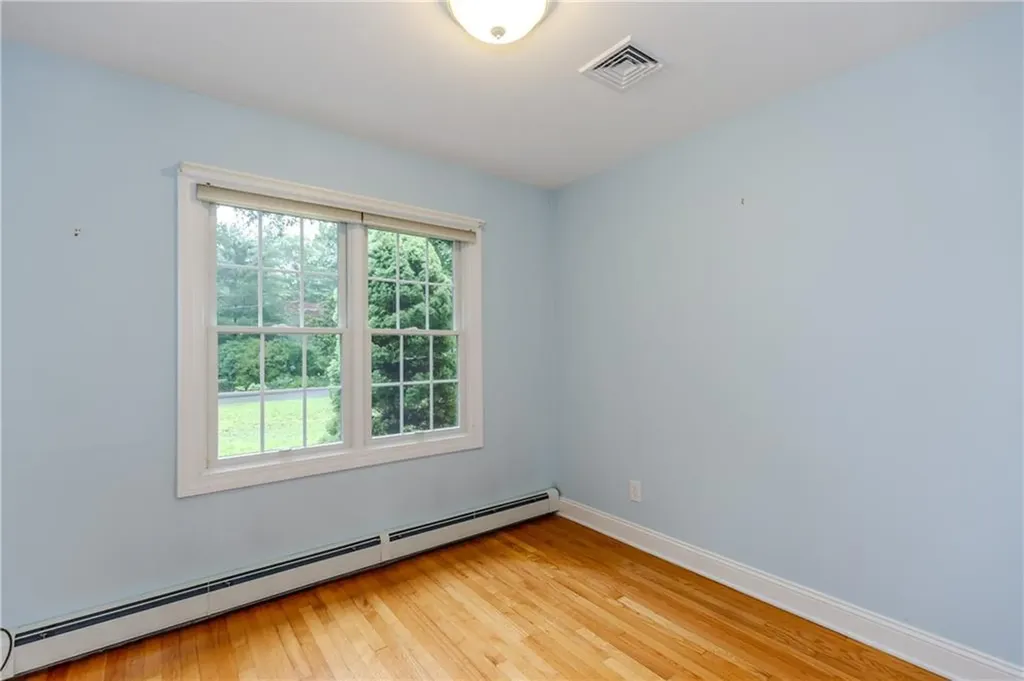 11 Maplecrest Drive Smithfield RI 02828