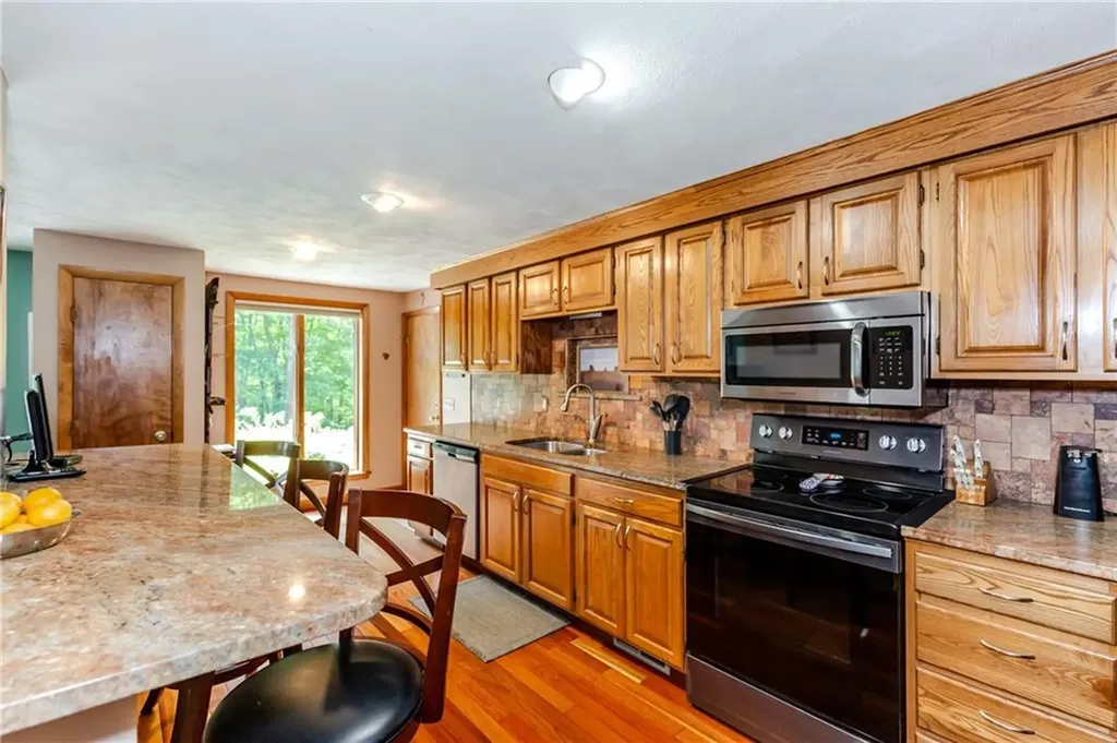 140 Burlingame Road Smithfield RI 02917