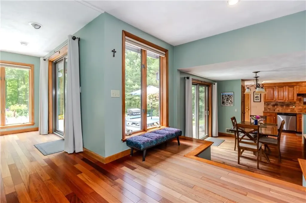 140 Burlingame Road Smithfield RI 02917