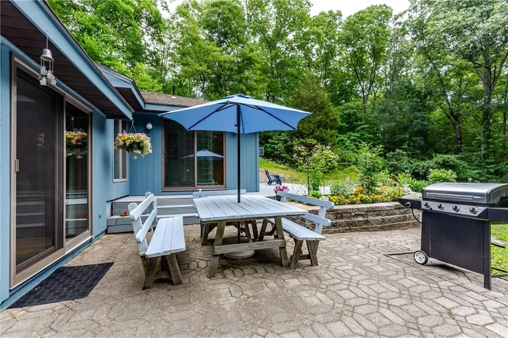 140 Burlingame Road Smithfield RI 02917