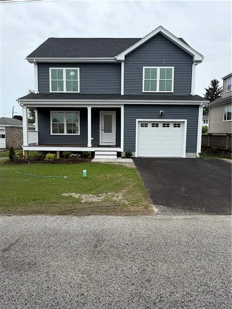 18 Tacoma Street Cranston RI 02920