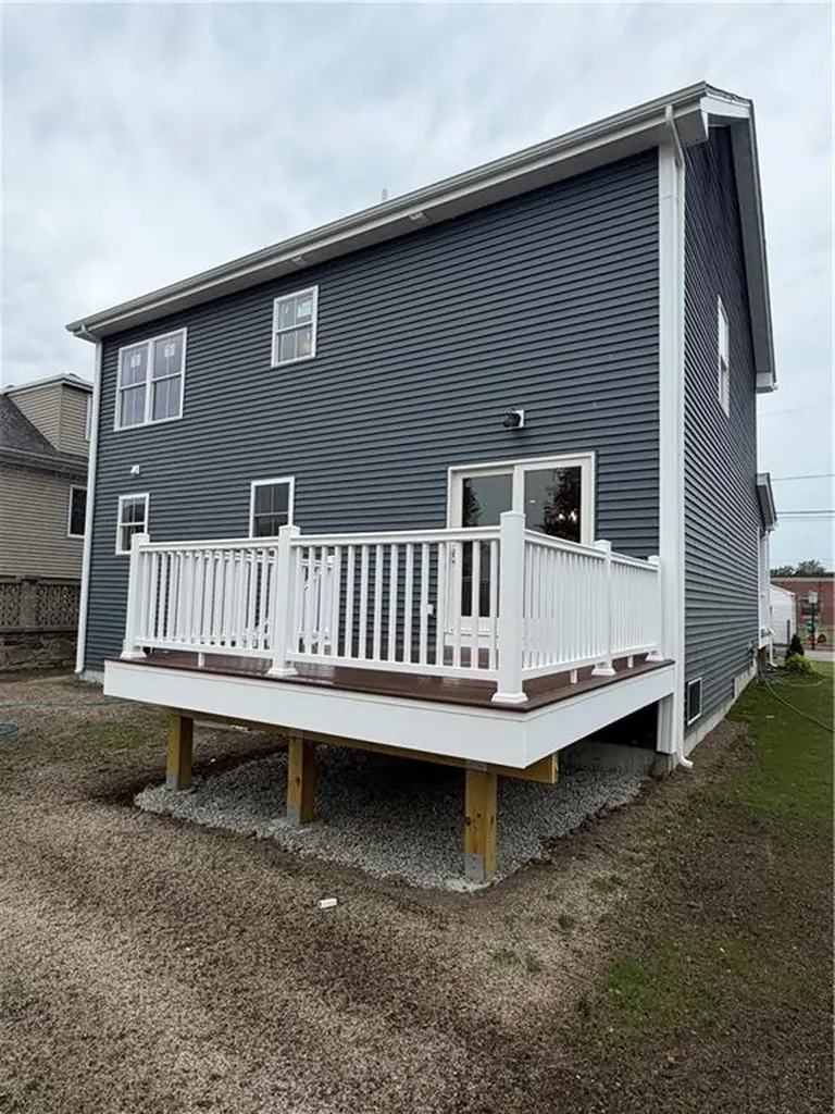 18 Tacoma Street Cranston RI 02920