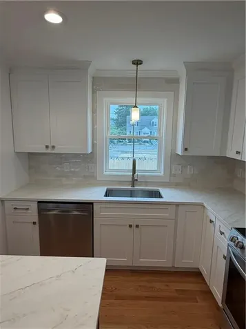 18 Tacoma Street Cranston RI 02920