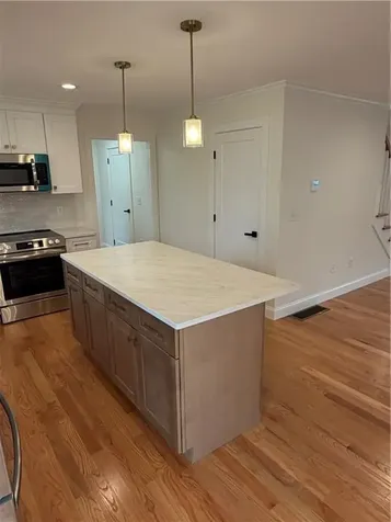 18 Tacoma Street Cranston RI 02920