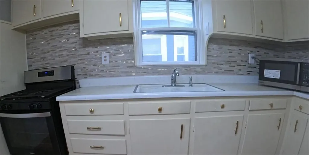91 Carolina Avenue Providence RI 02905