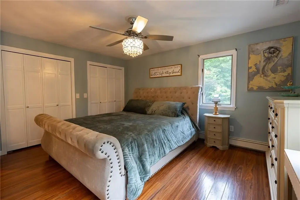 20 Lincoln Drive North Smithfield RI 02896