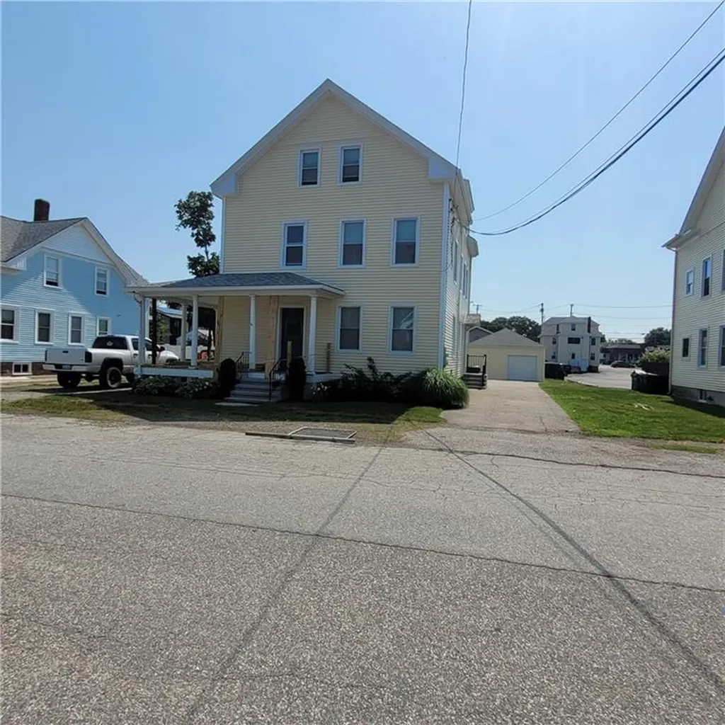 78 Blackburn Street Warwick RI 02886